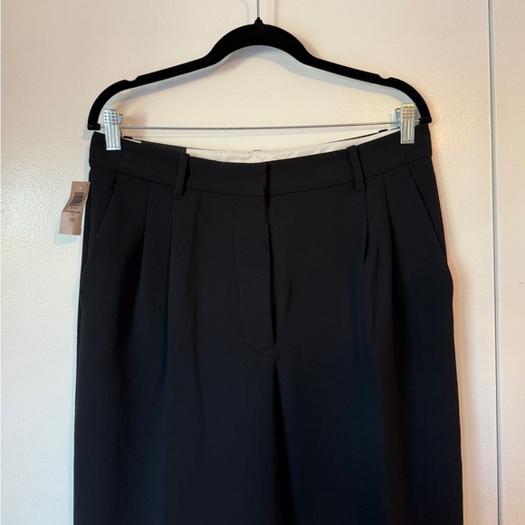 Aritzia The Effortless Pant™ - Crepette™ 12 tall - Picture 6 of 8